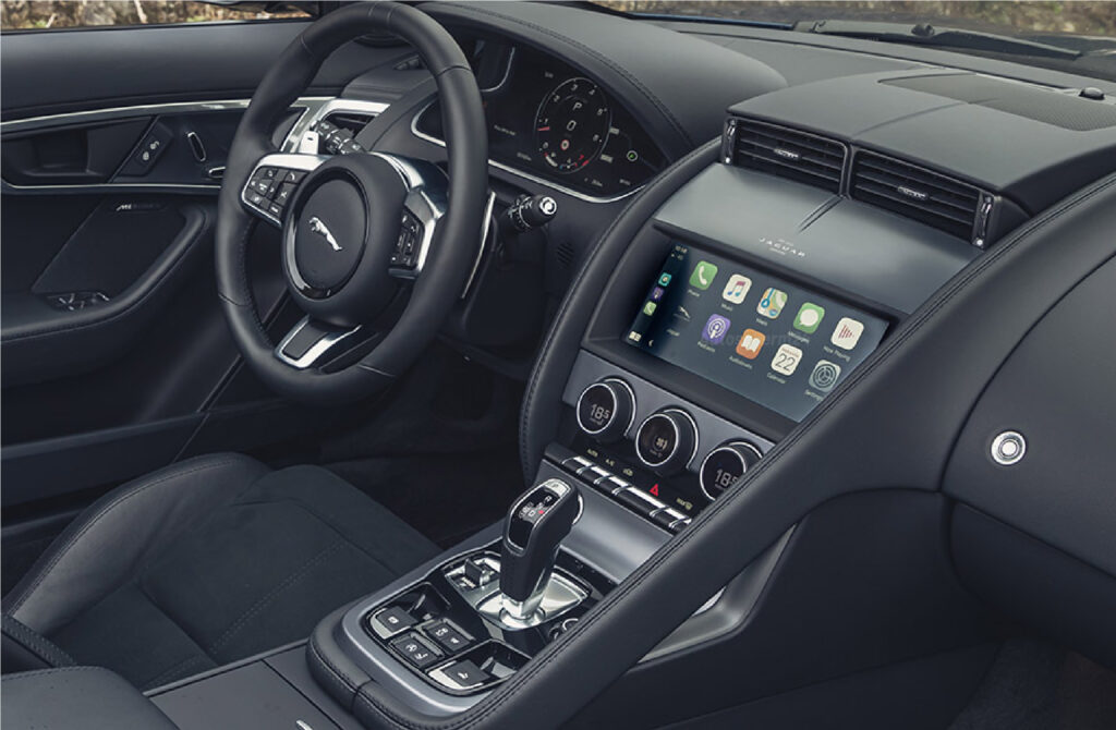 achteraf Apple CarPlay Android Auto inbouwen plaatsen Jaguar XE XJ F-TYPE F-PACE XF