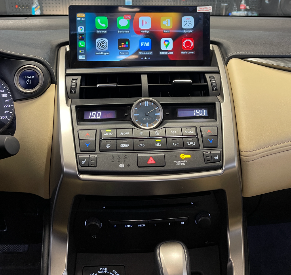 grootsherm navigatiescherm autoscherm Lexus NX Apple CarPlay Android Auto