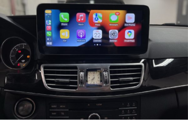 Premium multimediasysteem autoscherm navigatiesysteem autoradio Mercedes Apple CarPlay