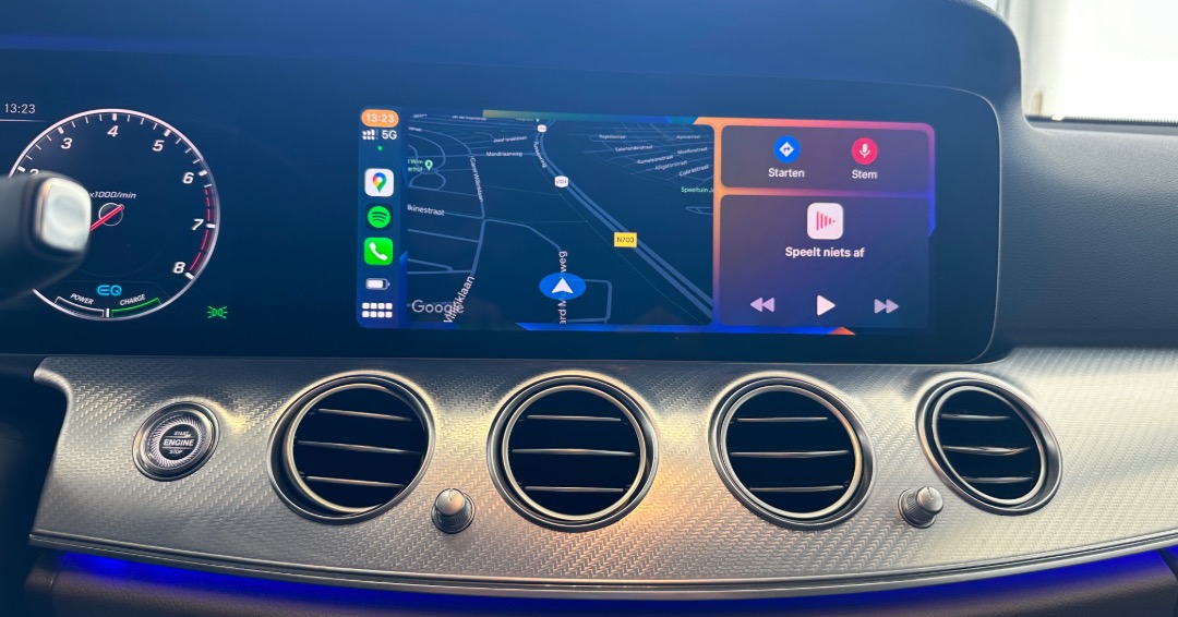 Mercedes-E-s-Klasse-apple-carplay-inbouwen-installeren-2