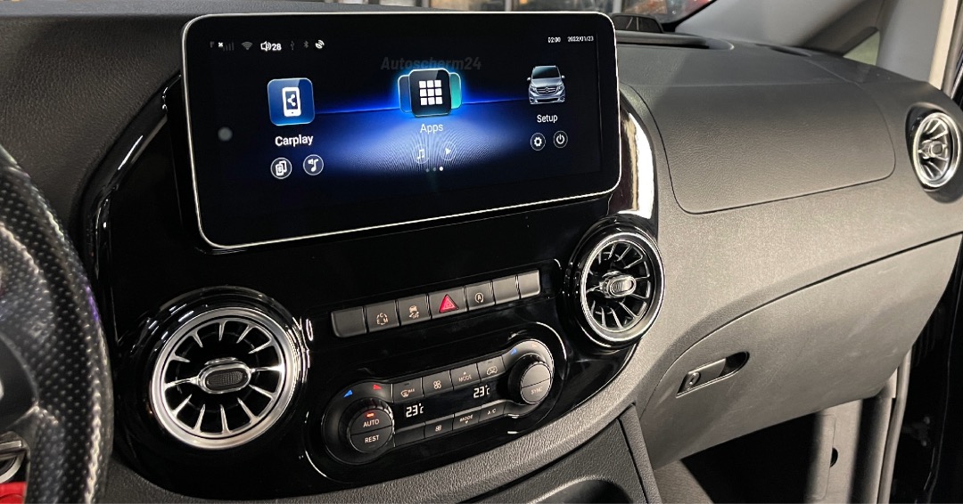 Multimedia-systeem-inbouwen-mercedes-vito-apple-carplay-android-auto-grootscherm