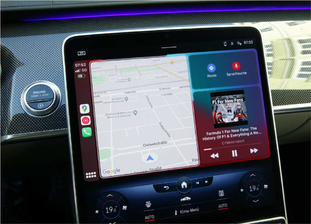 achteraf Apple CarPlay Android Auto inbouwen plaatsen Mercedes C-Klasse sfeerverlichting