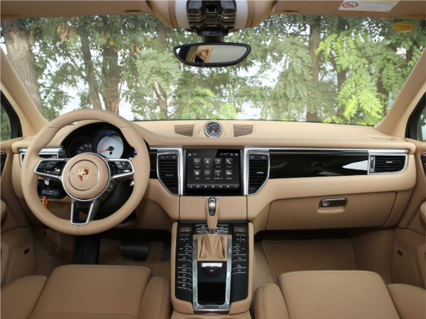 achteraf premium multimediasysteem touchscreen grootscherm Porsche Cayenne Macan 911 Boxter Panamera