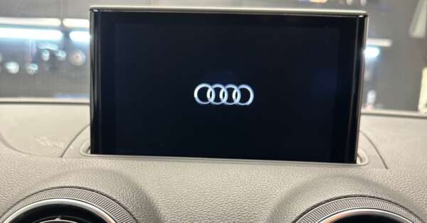 Apple-carplay-inbouwen-android-auto-inbouwen-2