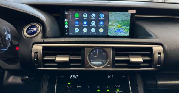 Lexus-es-gs-apple-carplay-android-auto-inbouwen-groot-scherm