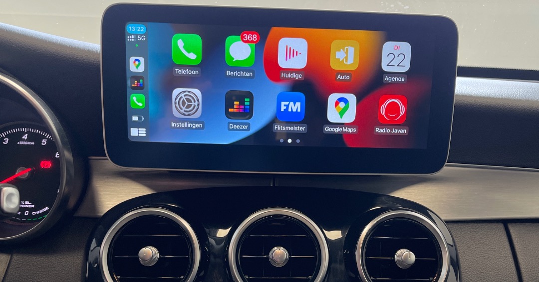 Mercedes-C-GLC-klasse-multimedia-scherm-apple-carplay