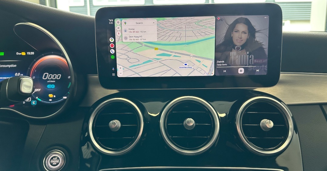 Mercedes-C-Klasse-Apple-CarPlay-Android-Auto-installeren-inbouwen-2