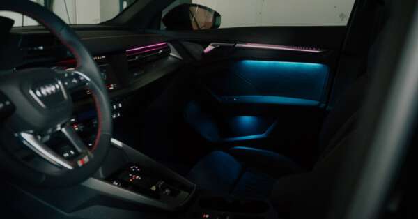 sfeerverlichting audi-a3-8y-qq1-qq2-inbouwen-installeren