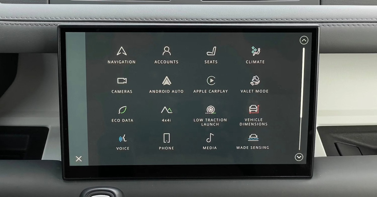 Land_rover_defender__android_auto_carplay_groot_scherm_inbouwen